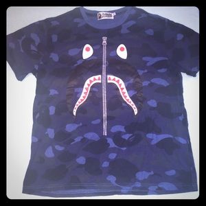 A bathing ape XL t shirt blue camo bape